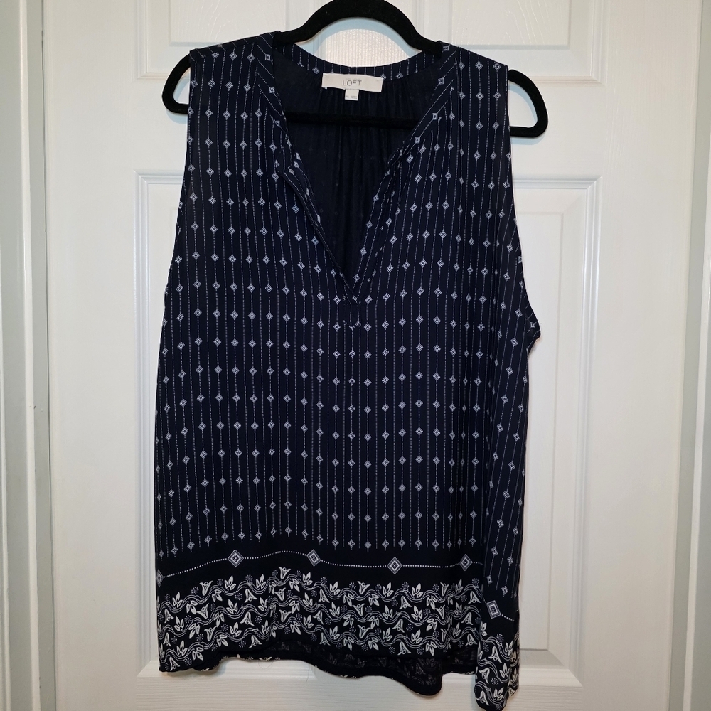 Ann Taylor LOFT navy blue geometric Sz XL